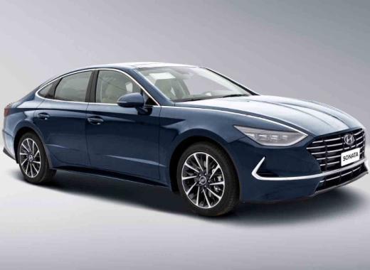 هيونداي سوناتا 2023 – لون كحلي